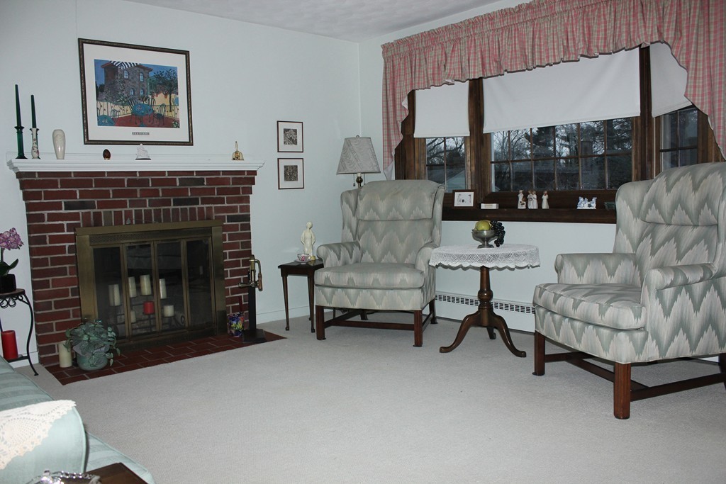 17 Calvin Road Easton, MA 02356 - Photo 9 of 18 Gallery Image 9