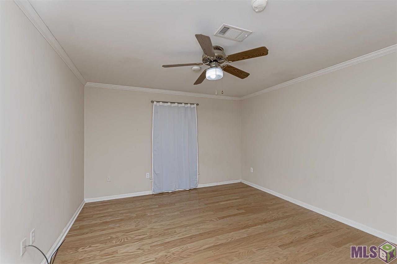 10399 Firelight Avenue Baton Rouge, LA 70815 - Photo 21 of 34 Bedroom 1