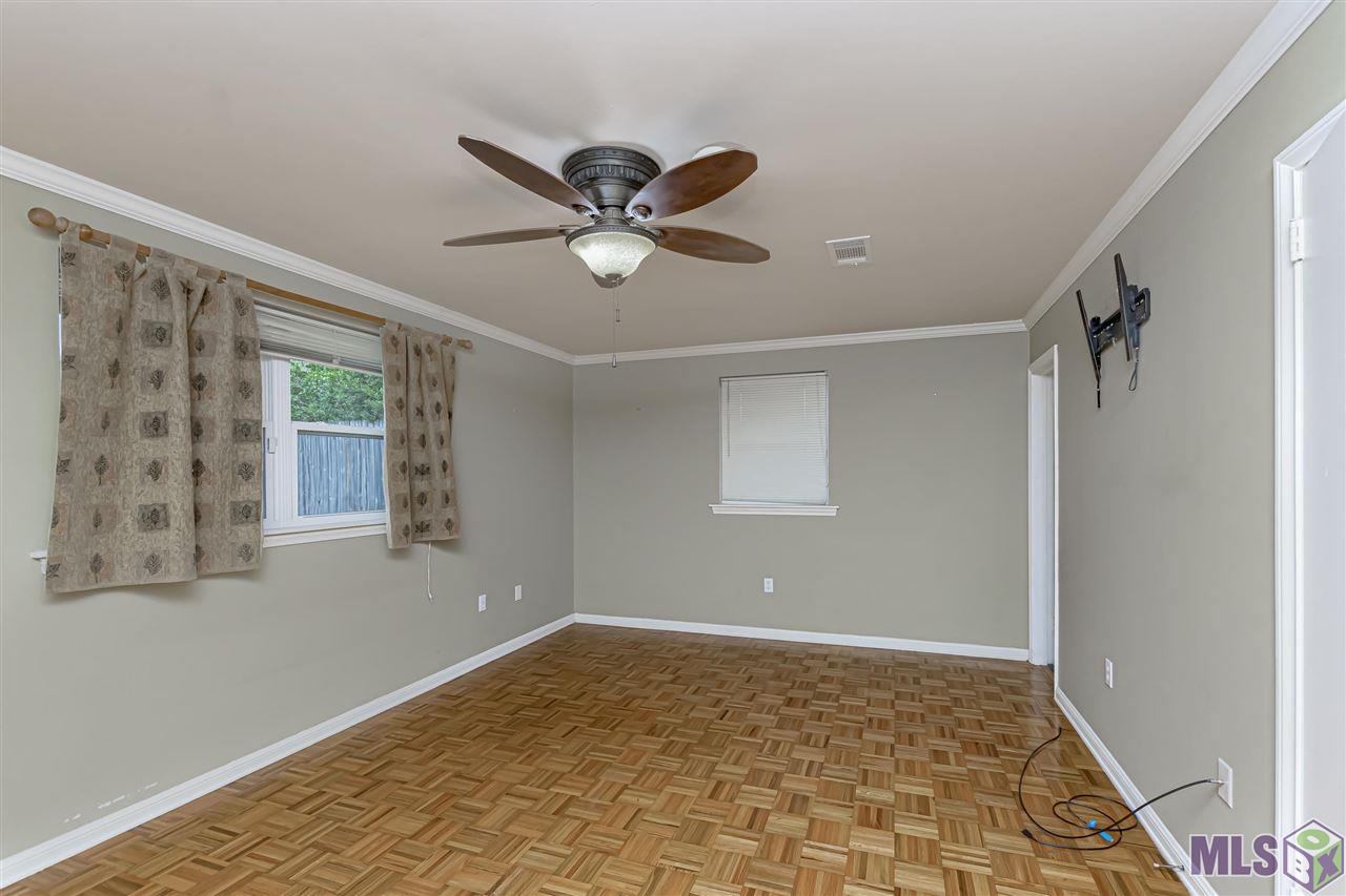10399 Firelight Avenue Baton Rouge, LA 70815 - Photo 26 of 34 Master Bedroom