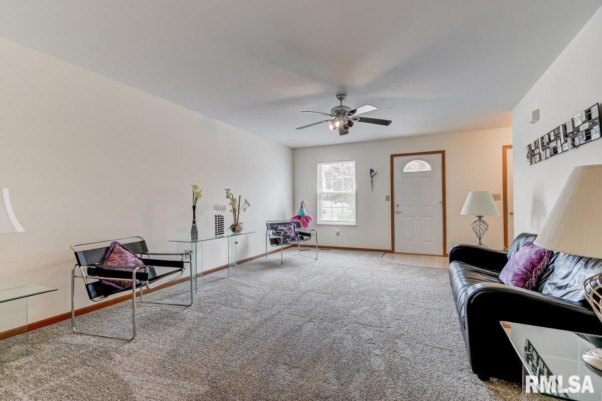 1811 Plover Road Springfield, IL 62711 - Photo 7 of 27 Gallery Image 7