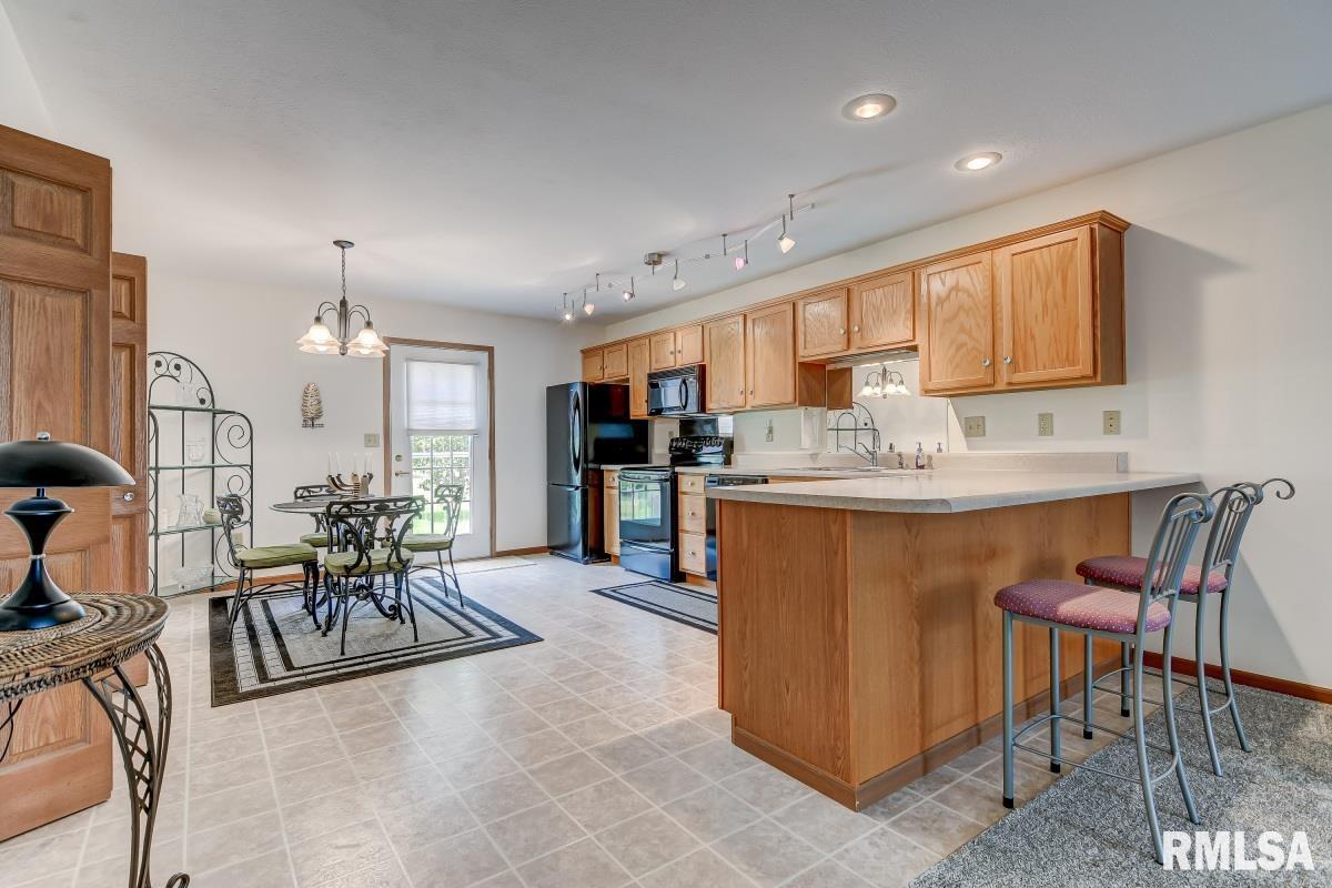 1811 Plover Road Springfield, IL 62711 - Photo 10 of 27 Gallery Image 10