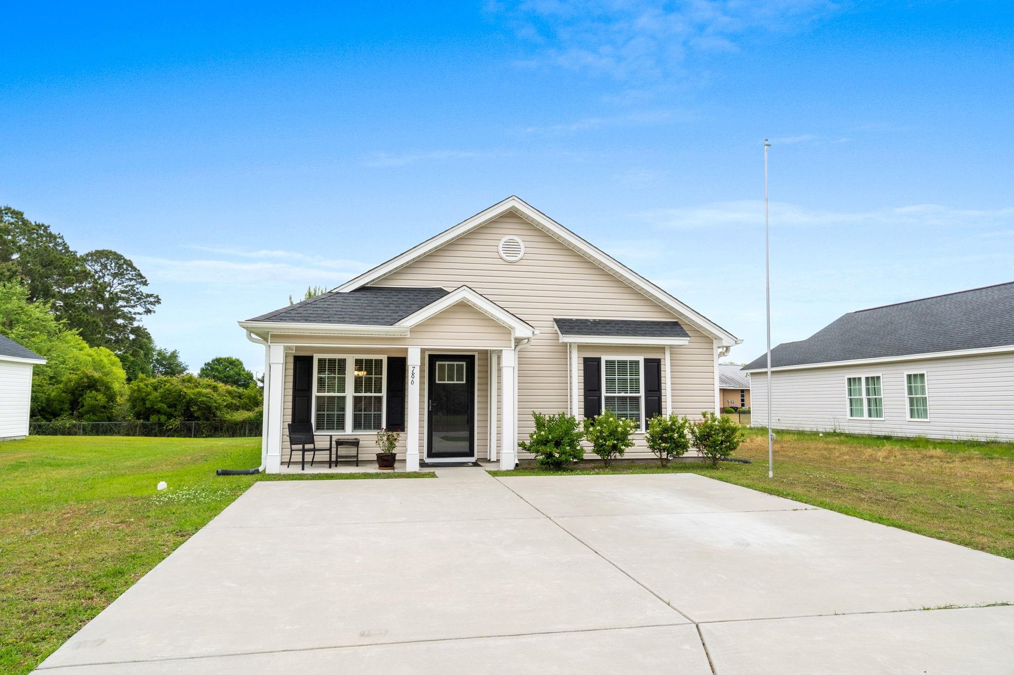 786 12th Avenue Aynor, SC 29511 - Photo 1 of 38