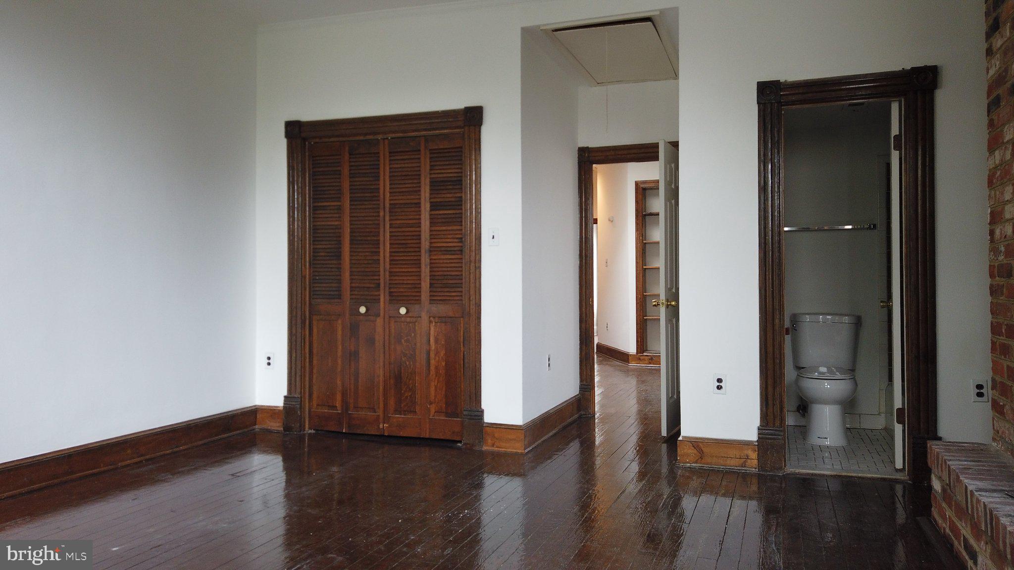 604 9th Street Northeast Washington, DC 20002 - Photo 18 of 28 Spacious room with classic wood accents.