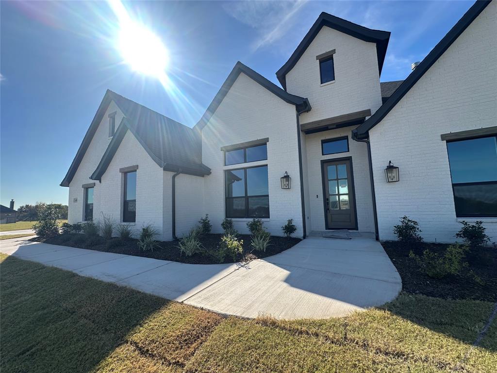 108 Blackstar Lane Decatur, TX 76234 - Photo 4 of 37