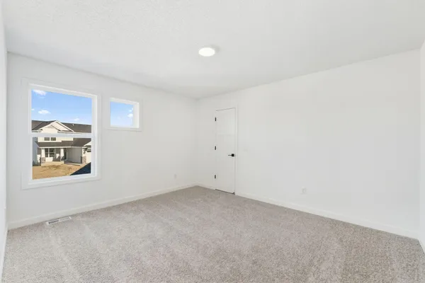 $594,210 | 549 Waterford Place, Waconia, MN 55387