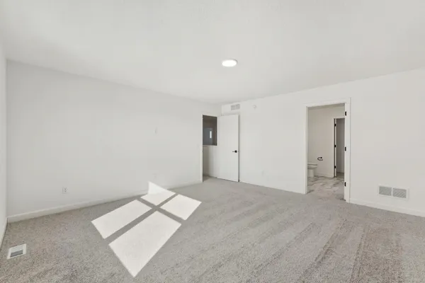 $594,210 | 549 Waterford Place, Waconia, MN 55387