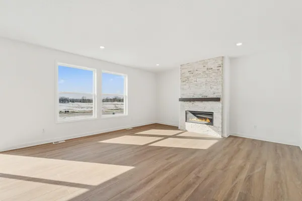 $594,210 | 549 Waterford Place, Waconia, MN 55387