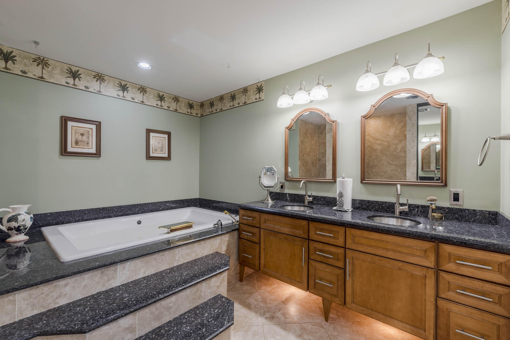 187 Ridge Road Jupiter, FL 33477 - Photo 17 of 45 014