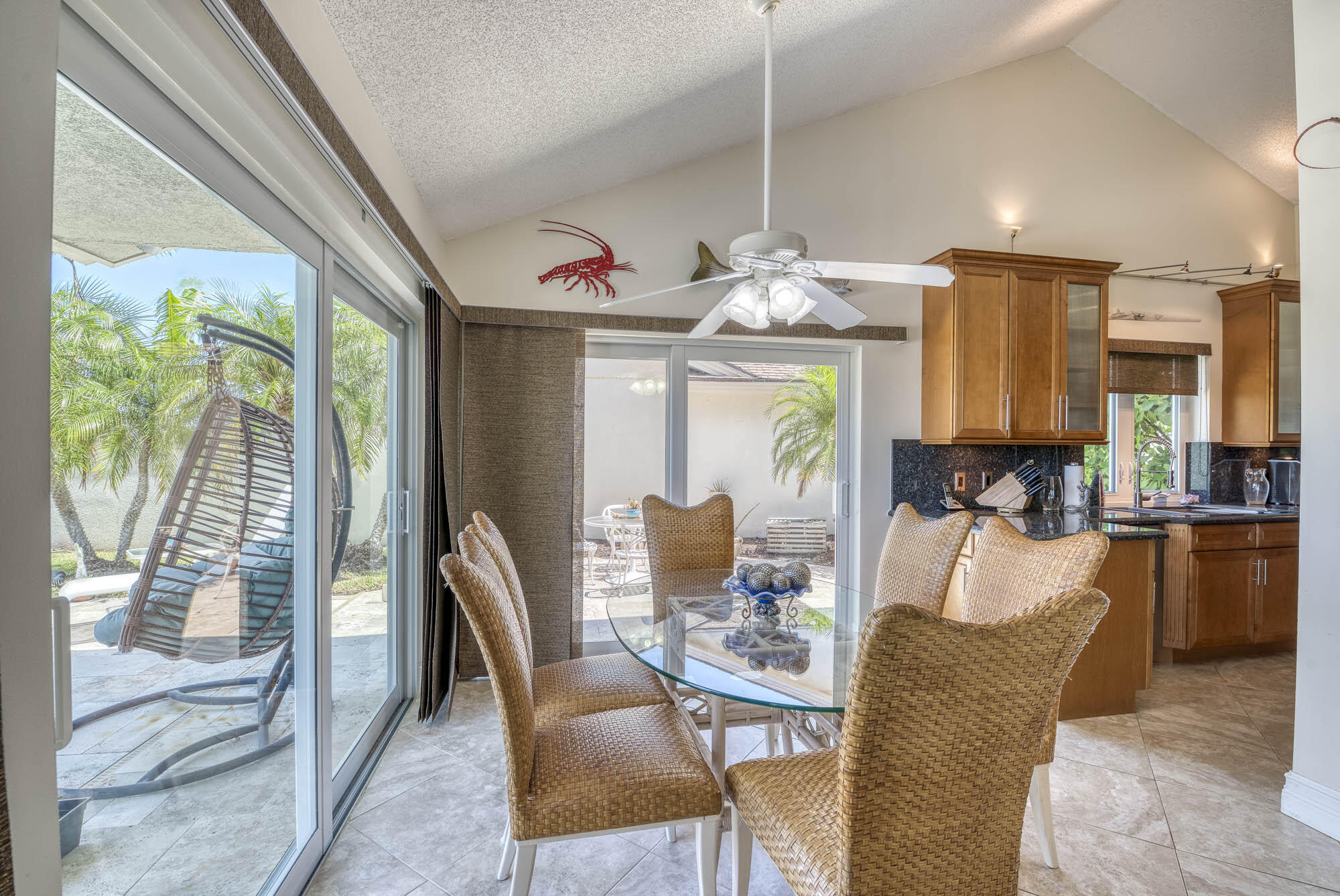 187 Ridge Road Jupiter, FL 33477 - Photo 8 of 45 027