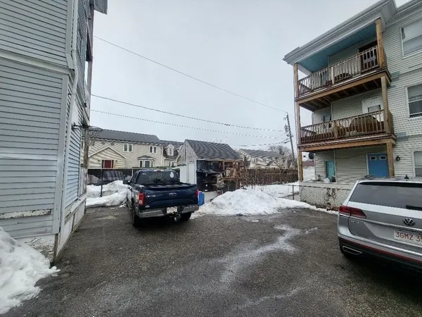 $989,900 | 809 Warren Avenue, Brockton, MA 02301