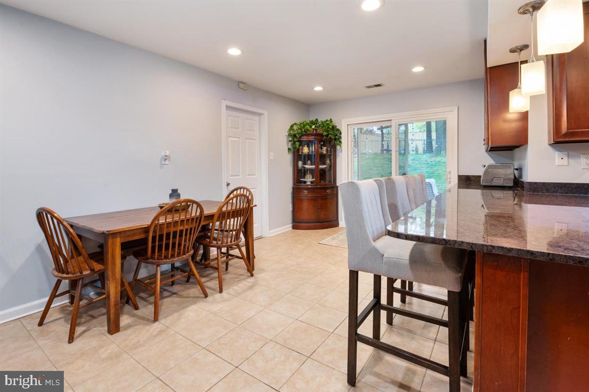 8803 Gramercy Lane Laurel, MD 20708 - Photo 13 of 43 Kitchen Table Space