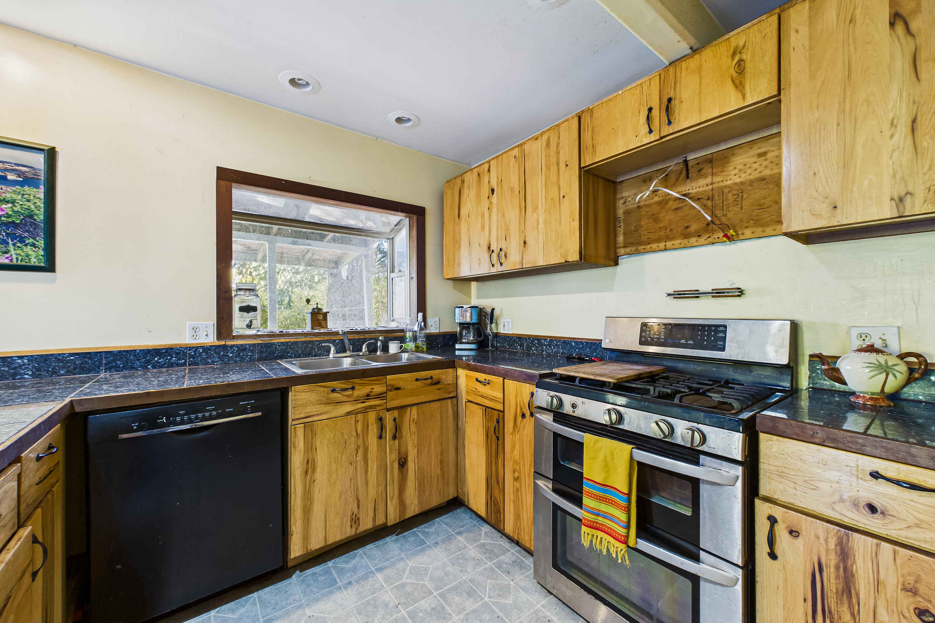 12600 Briceland Road Whitethorn, CA 95589 - Photo 81 of 111