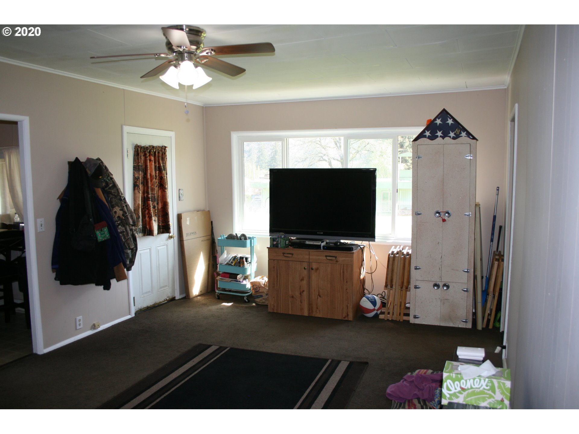 22541 Fir Street Noti, OR 97461 - Photo 17 of 29 Gallery Image 17