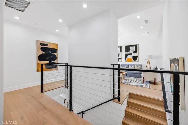 $1,675,000 | 2420 Ives Lane, Unit B, Redondo Beach, CA 90278