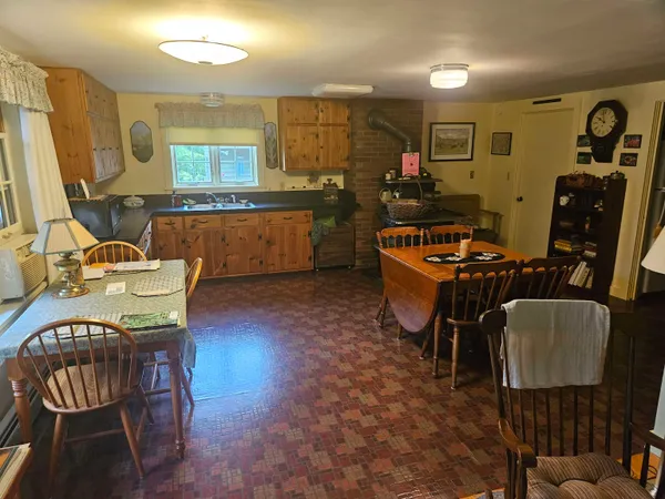 $995,000 | 24 North Labombard Road, Lebanon, NH 03766