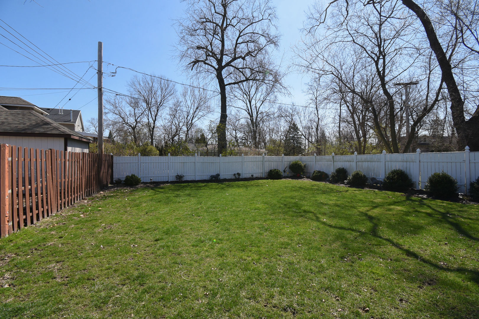 349 Blackhawk Road Riverside, IL 60546 - Photo 29 of 35