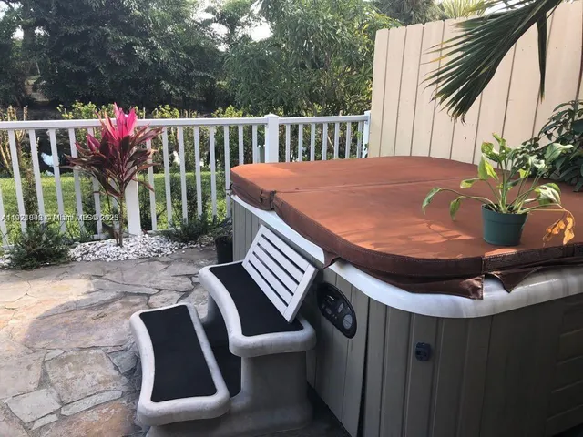 $3,990 | 9810 Northwest 47th Terrace, Unit 9810, Doral, FL 33178