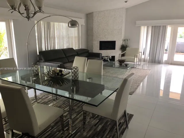 $3,990 | 9810 Northwest 47th Terrace, Unit 9810, Doral, FL 33178