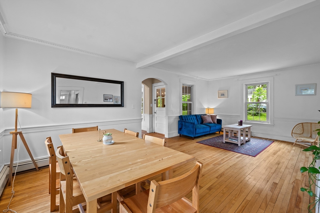 10 Maple Street Sturbridge, MA 01566 - Photo 10 of 40