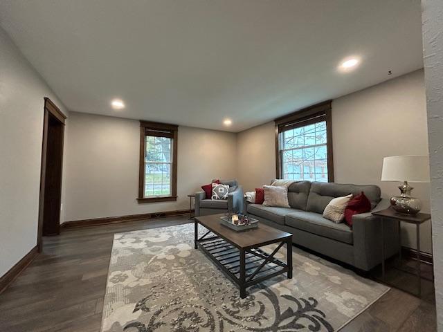 110 4th Street Southwest Plainview, MN 55964 - Photo 2 of 26