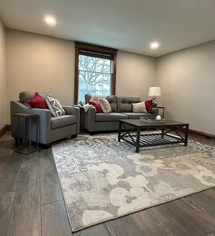 $274,900 | 110 4th Street Southwest, Plainview, MN 55964