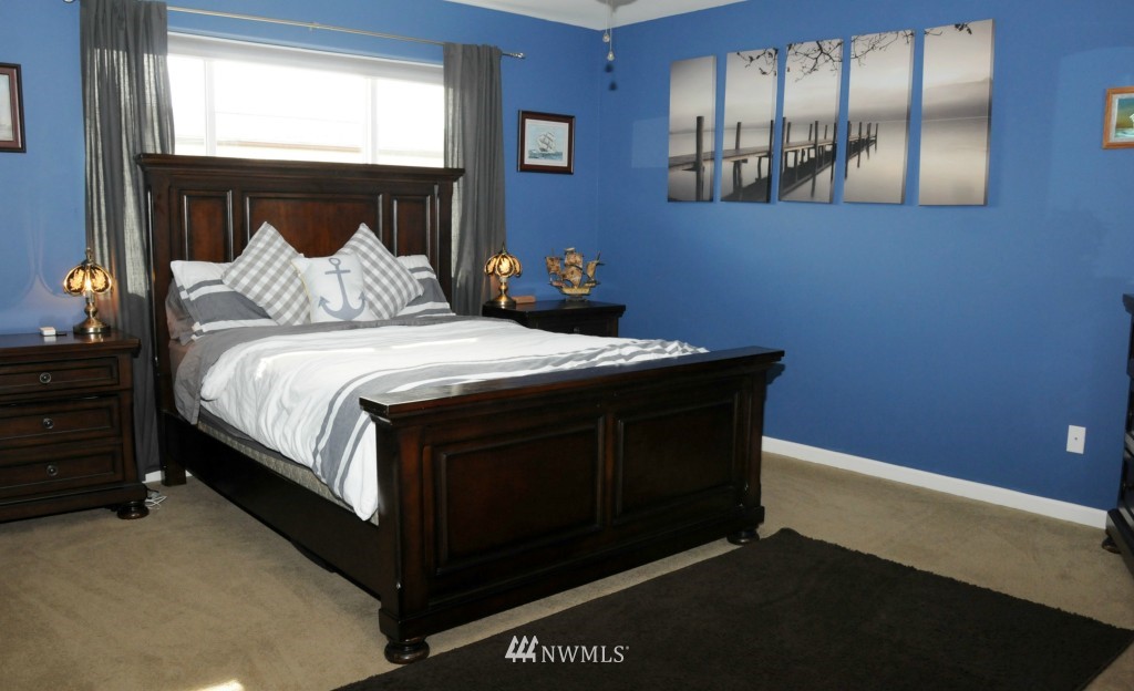 4205 Northeast 9th Place Renton, WA 98059 - Photo 14 of 24