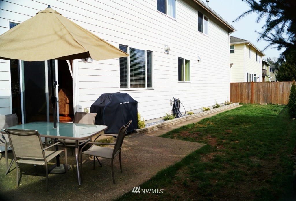 4205 Northeast 9th Place Renton, WA 98059 - Photo 24 of 24