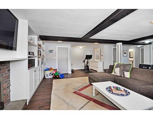 10 Wickham Road Winchester, MA 01890 - Photo 25 of 30 Gallery Image 25