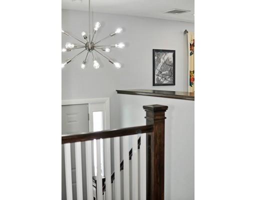 10 Wickham Road Winchester, MA 01890 - Photo 3 of 30 Gallery Image 3