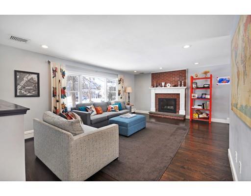 10 Wickham Road Winchester, MA 01890 - Photo 4 of 30 Gallery Image 4