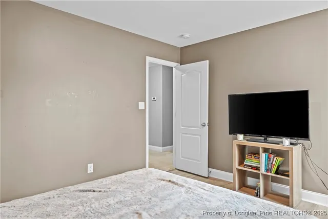 a view of a livingroom with entryway