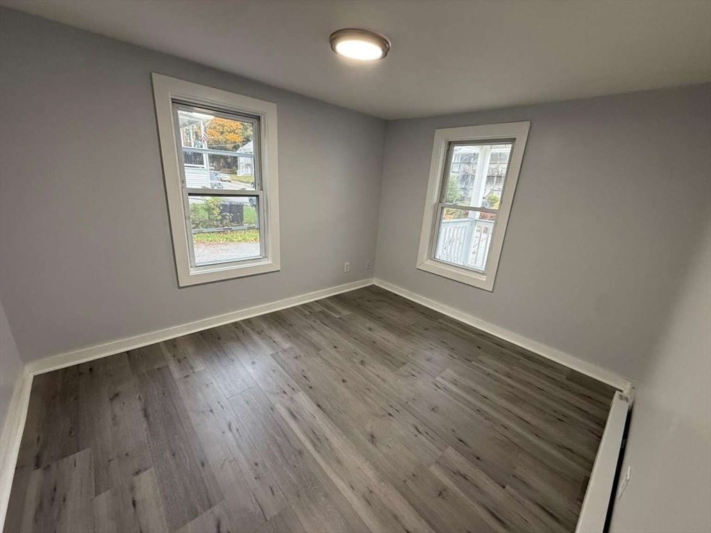 33 Union Street Southbridge, MA 01550 - Photo 19 of 20