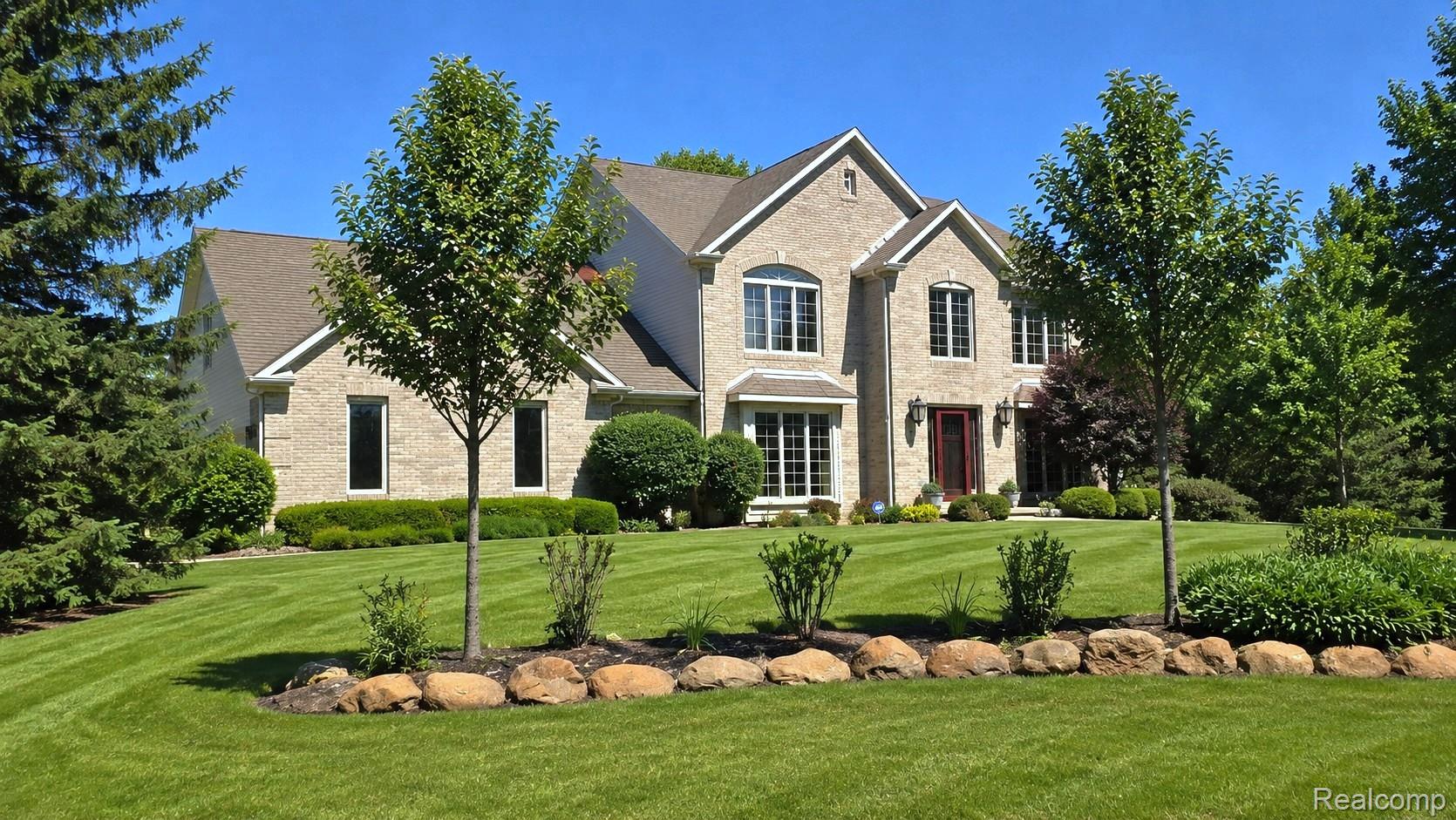7505 Quail Ridge Drive Dexter, MI 48130 - Photo 3 of 75 front2.jpeg
