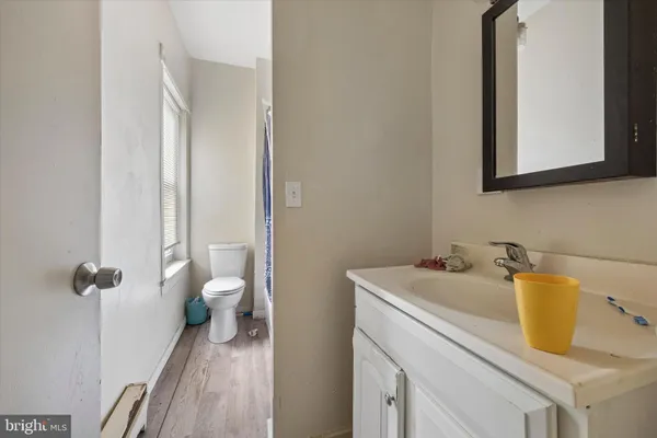 $1,250 | 13 East 21st Street, Unit A, Chester, PA 19013