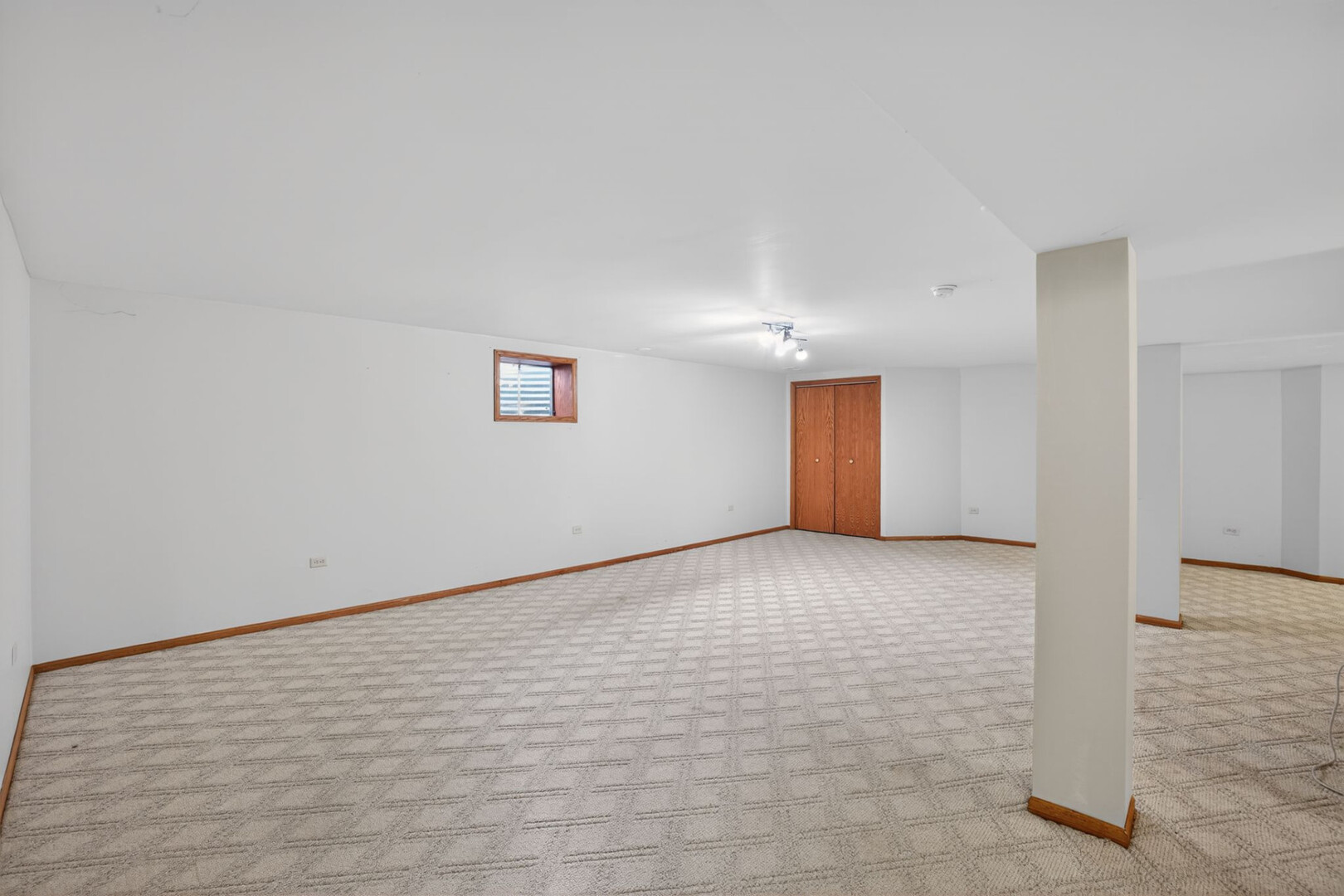 102 Wyndstone Drive Elwood, IL 60421 - Photo 23 of 31 a view of an empty room