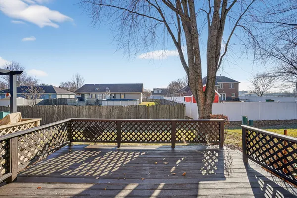 $279,500 | 102 Wyndstone Drive, Elwood, IL 60421