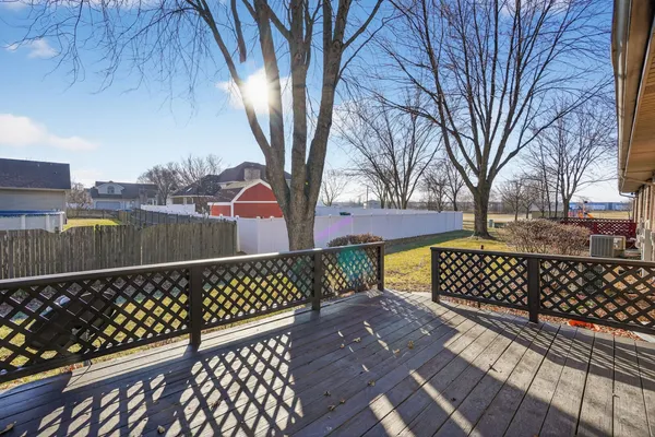 $279,500 | 102 Wyndstone Drive, Elwood, IL 60421