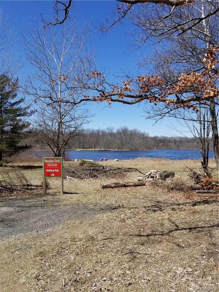 4093 West Allen Road Howell, MI 48855 - Photo 11 of 40 20180419_133525.jpg