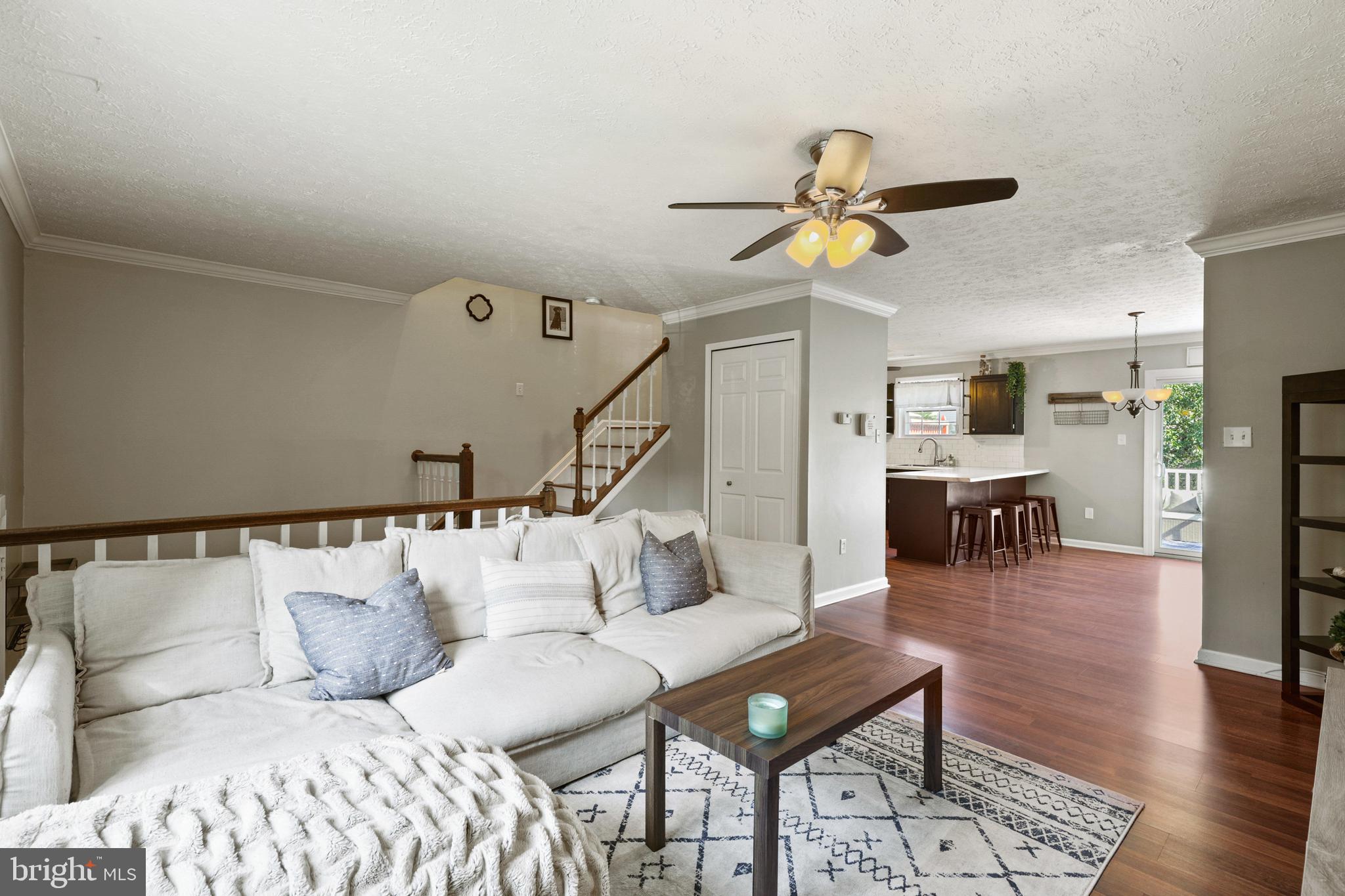 318 Rambling Ridge Court Pasadena, MD 21122 - Photo 5 of 39