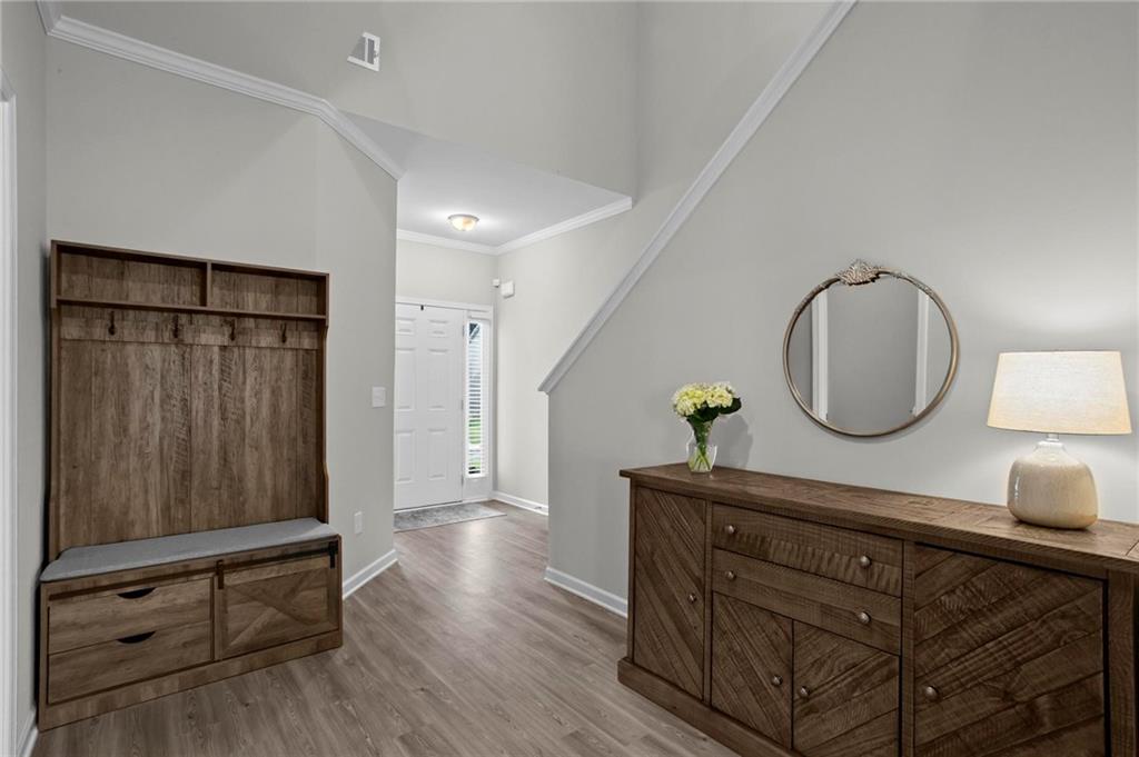 217 Eva Way Cartersville, GA 30121 - Photo 5 of 27 a living room with wooden floor