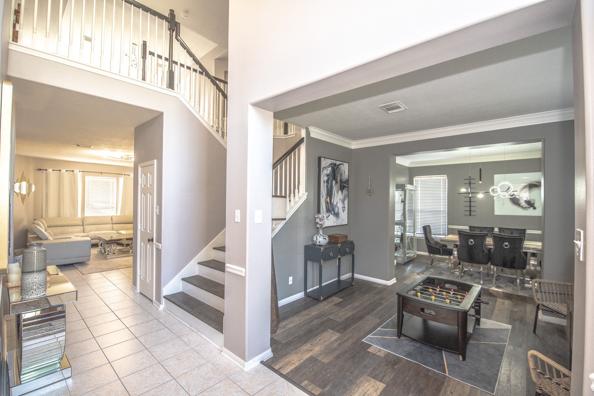 19115 South Rim Trail Spring, TX 77388 - Photo 4 of 21 a living room with furniture and a large window