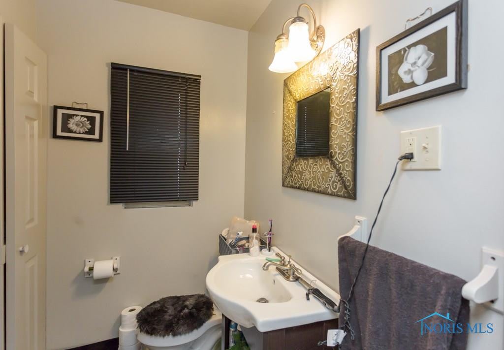 3820 Elmhurst Road Toledo, OH 43613 - Photo 32 of 34 Gallery Image 32