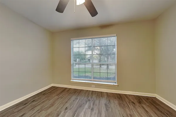 $2,140 | 32414 Angler Park, Conroe, TX 77385