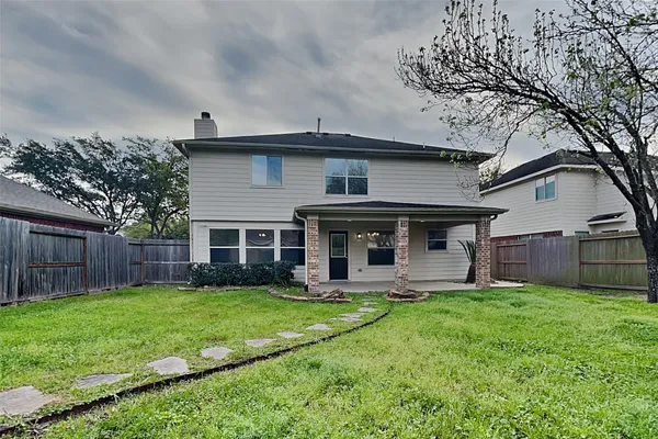 $2,140 | 32414 Angler Park, Conroe, TX 77385