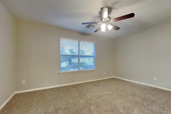 $2,140 | 32414 Angler Park, Conroe, TX 77385