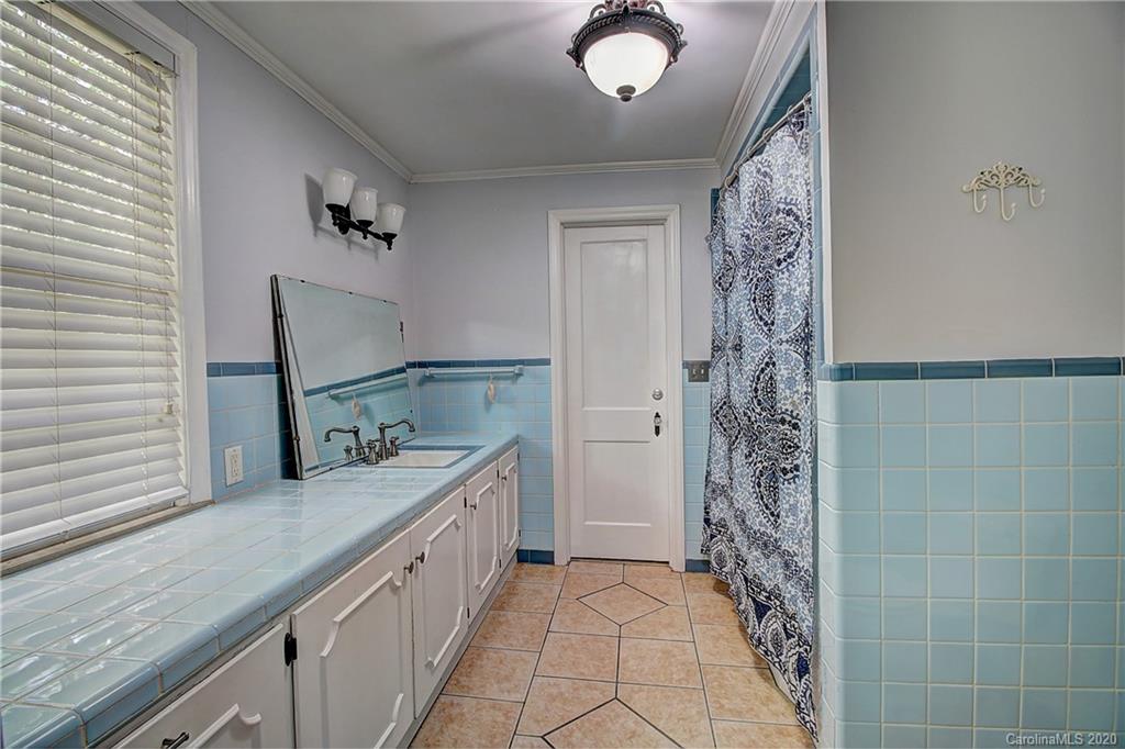 302 West Old Post Road Cherryville, NC 28021 - Photo 23 of 33 Gallery Image 23