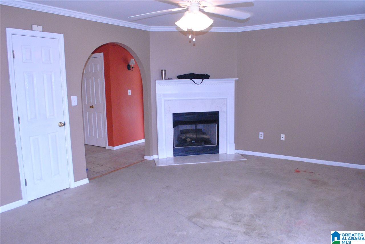 409 Meriweather Lane Calera, AL 35040 - Photo 7 of 32