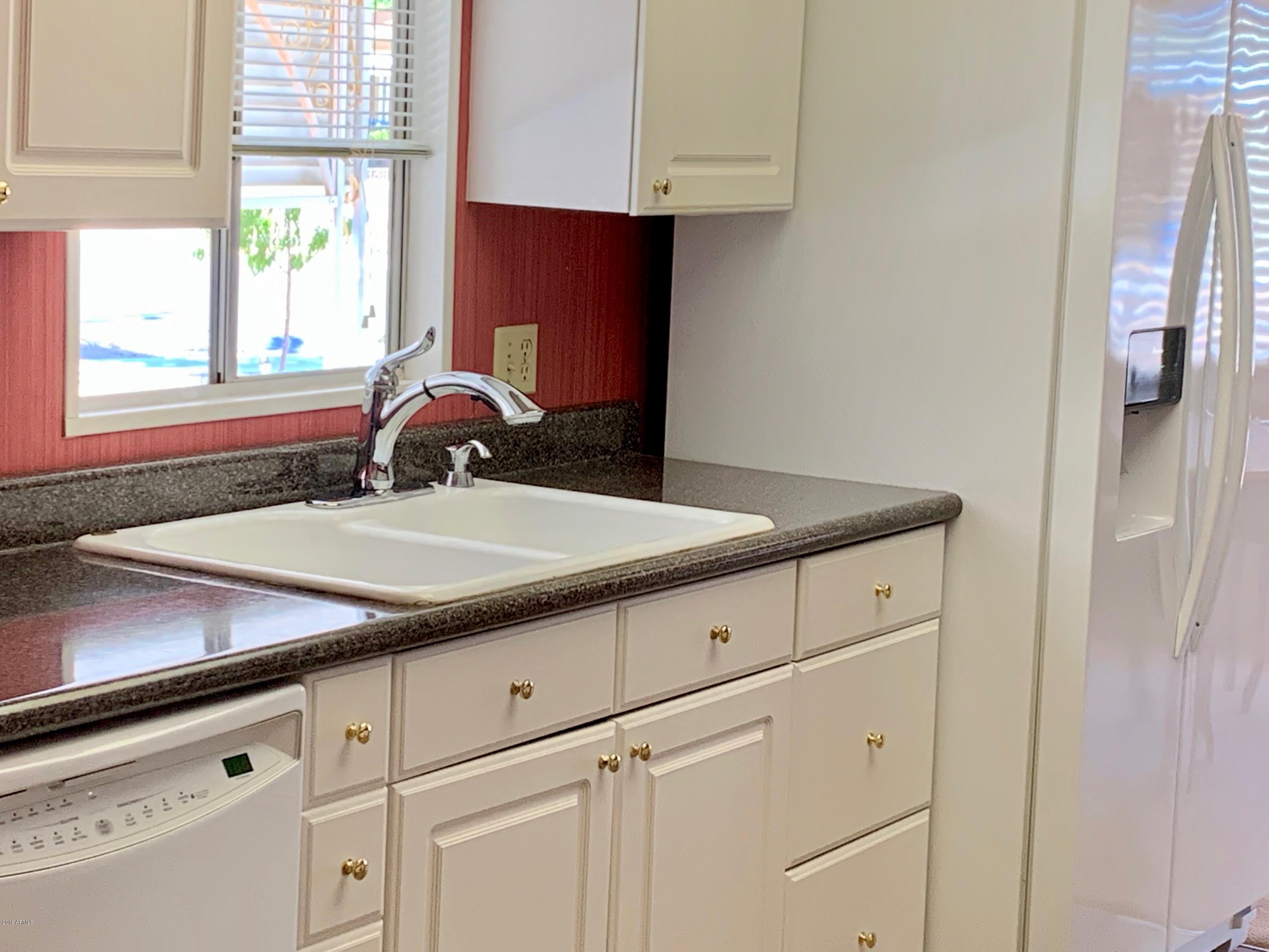 3511 East Grandview Road Phoenix, AZ 85032 - Photo 12 of 33 Kitchen