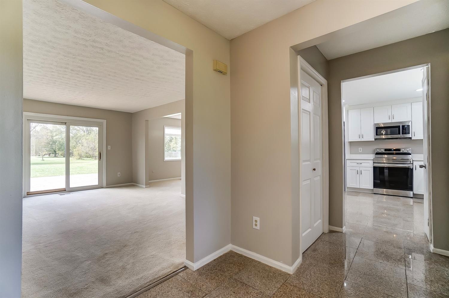 8889 Paragon Road Dayton, OH 45458 - Photo 31 of 43 Gallery Image 31