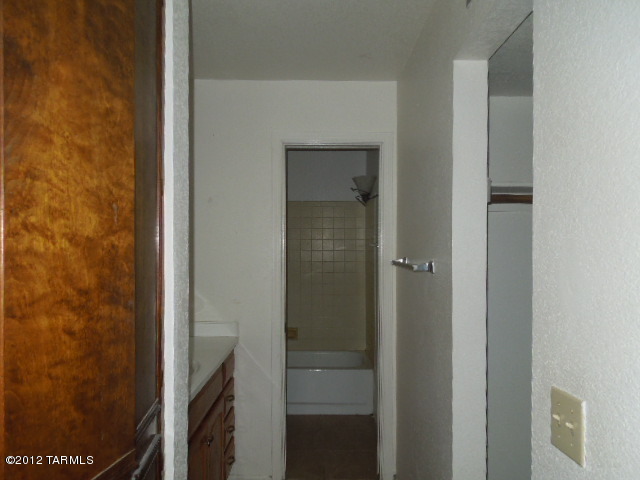 8271 North Oracle Road, Unit 143 Oro Valley, AZ 85704 - Photo 17 of 28 Gallery Image 17